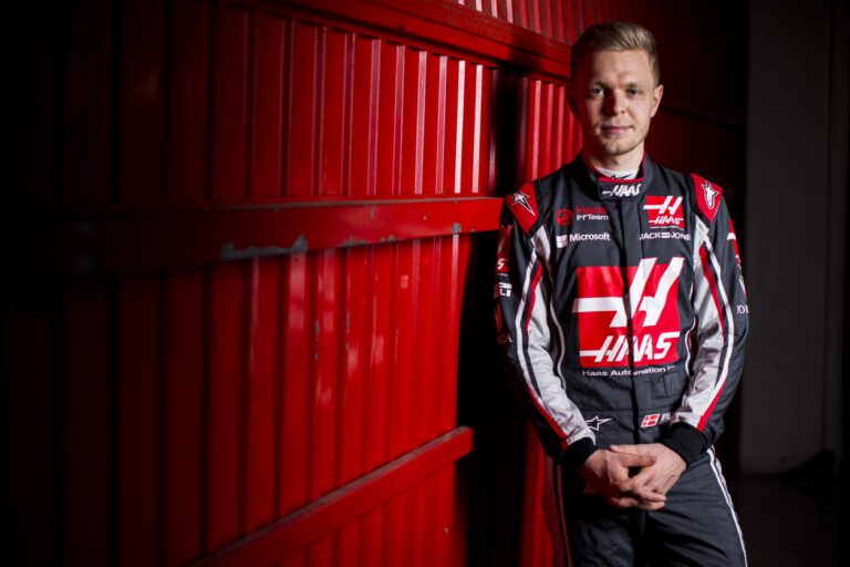 vf-17 by Haas f1 team
